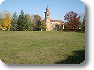 Eglise avec jardin